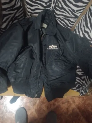 Chaqueta Alpha Industries Negra