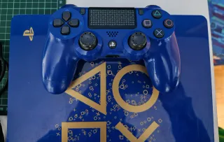 PS4 500GB Blu + 1 controller + GTA V