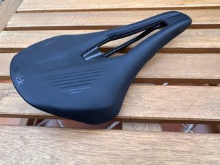 Sillín Fizik Argo Vento R5 150mm Nuevo