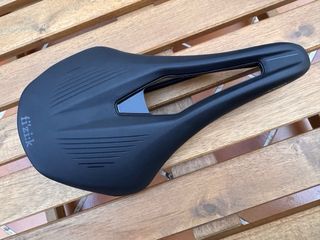 Sillín Fizik Argo Vento R5 150mm Nuevo