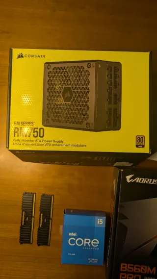 Fuente Alimentación Corsair RM750X