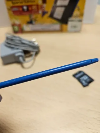 Nintendo 2DS Azul com caixa