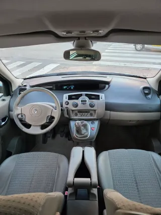 Renault Grand Scenic 2004