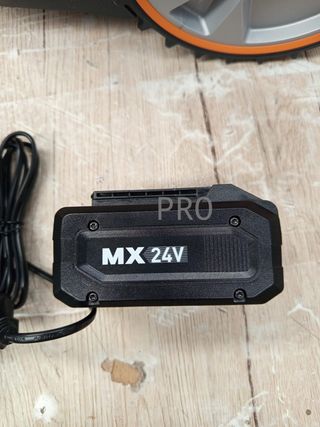 Lawnmaster Robot cortacésped independiente de 24 V inalámbrico perimetral