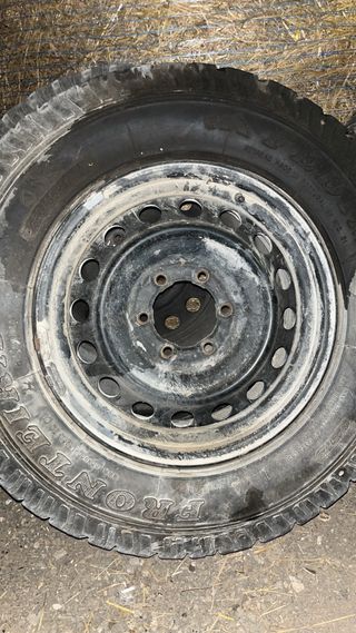 Llanta 265/65R17 4x4 Toyota Hilux