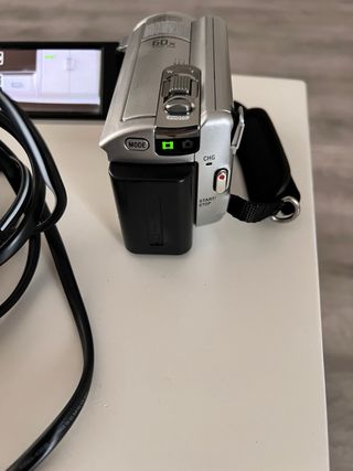 Videocámara Sony DCR-SR58E Handycam.