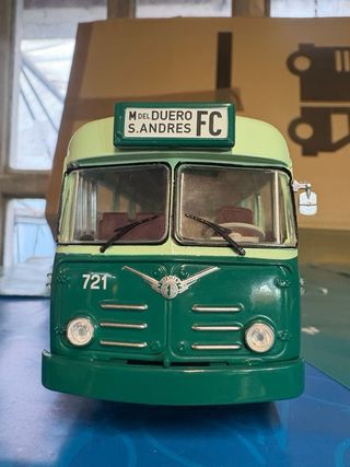 Trolebús Betra V A3 Escala 1:43