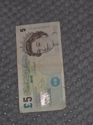 Bancanota da 5 sterline inglesi