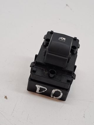 MANDO ELEVALUNAS DELANTERO DERECHO KIA CEED SPORTSWAGON