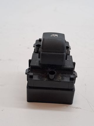 MANDO ELEVALUNAS TRASERO DERECHO KIA CEED SPORTSWAGON