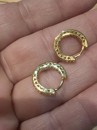 Pendientes Aro Corazones Baño Oro