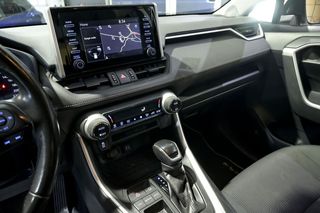 Toyota Rav4   2.5l 220H Business