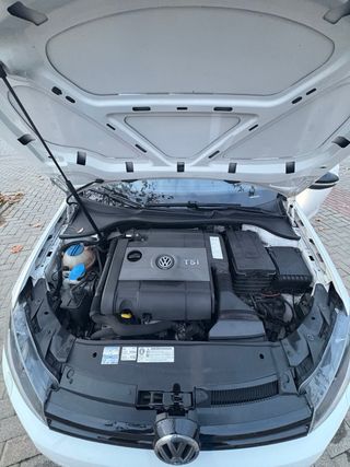 Volkswagen Golf VI R