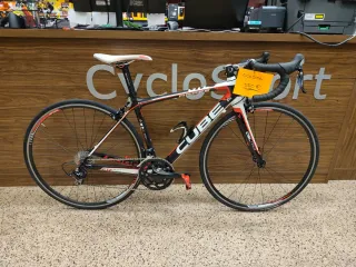 Bicicleta de carretera CUBE GTC