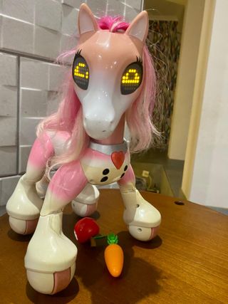 LOTE DE JUGUETES – CASA + MUÑECAS + UNICORNIO