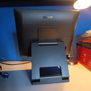 Monitor Táctil Philips 17"