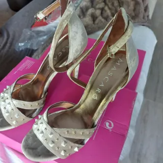 Zapatos de tacón MASCARÓ beige y oro