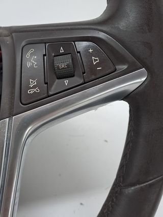 VOLANTE OPEL INSIGNIA BERLINA (4)