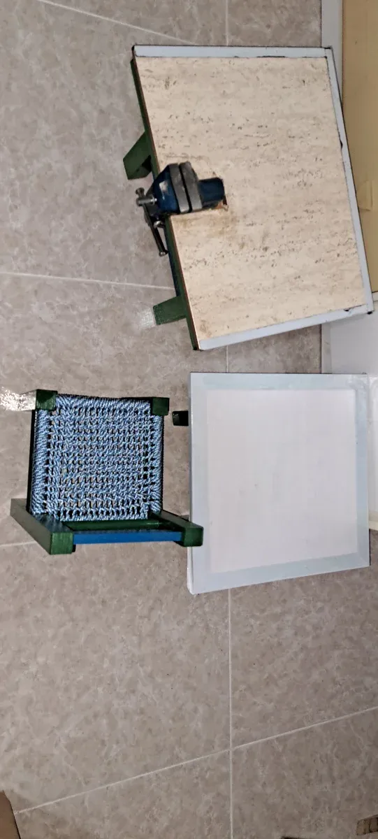 Conjunto de ferramentas para crianças (feito à mão)