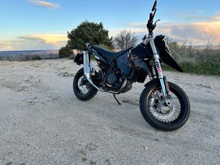 KTM 690 SM