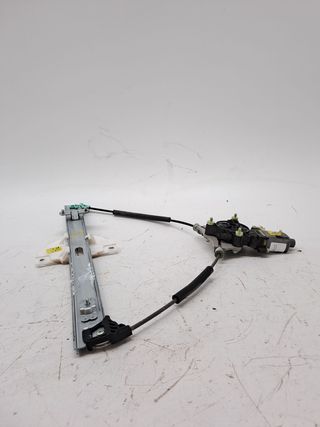 ELEVALUNAS DELANTERO DERECHO KIA STONIC (3)