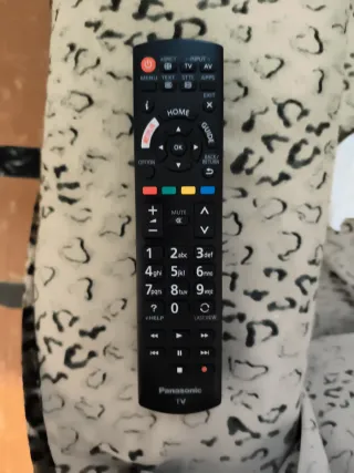 Televisor LED Panasonic TX-49ES500E