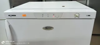 Congelador Vertical Whirlpool Blanco 119 x 60 x 60