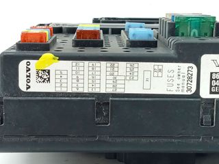 CAJA RELES / FUSIBLES VOLVO XC90