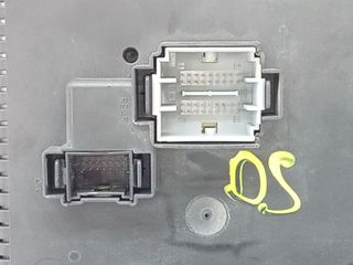 CAJA RELES / FUSIBLES VOLVO XC90