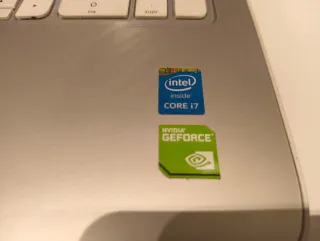 Portátil HP Pavilion Core i7 12GB RAM 1TB