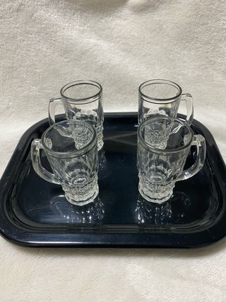 4 Vasos de chupito con bandeja