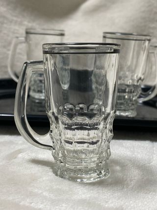 4 Vasos de chupito con bandeja