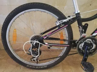 Bicicleta MTB TREK, Modelo: mt 220, 24 Pulgadas