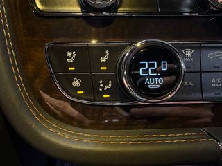 Bentley Bentayga 2023