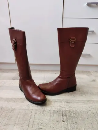 Botas altas marrones