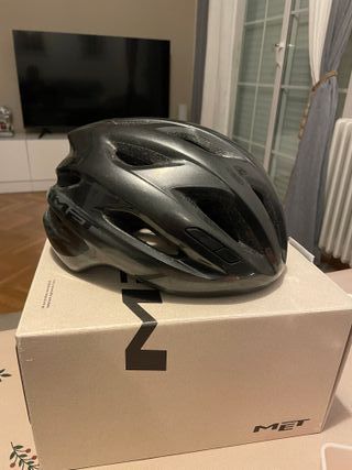 Casco Ciclismo MET Idolo Negro
