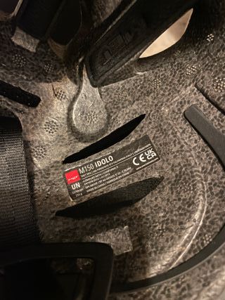 Casco Ciclismo MET Idolo Negro