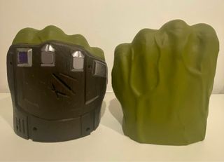 Máscara y Puños Hulk Electrónicos