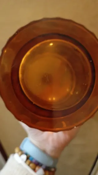 Caja de cristal antigua ámbar