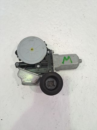 MOTOR ELEVALUNAS DELANTERO IZQUIERDO TOYOTA PRIUS (NHW30)