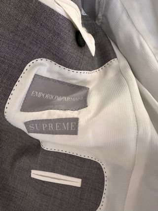 Americana de caballero gris