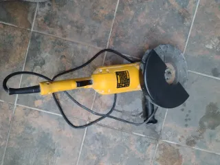 Radial con 6 discos de corte