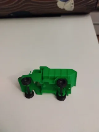 Camión volquete plástico verde años 80