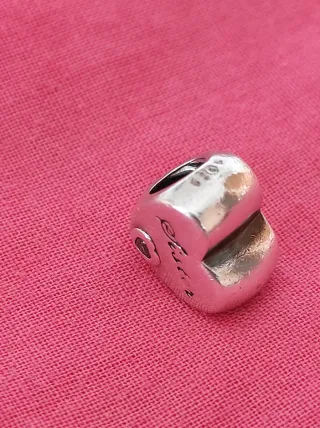 Charm Corazón Hermana Pandora Plata