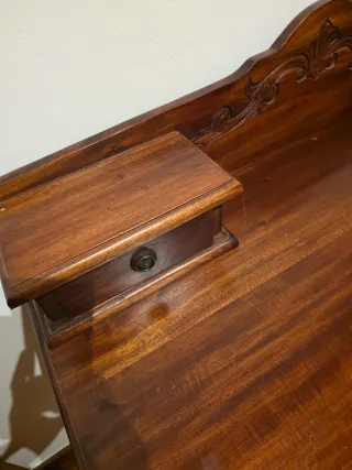 Escritorio/Tocador de madera