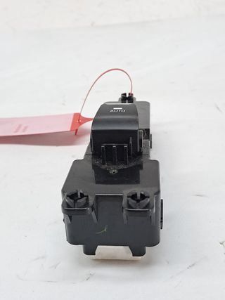 MANDO ELEVALUNAS DELANTERO DERECHO HYUNDAI TUCSON (3)