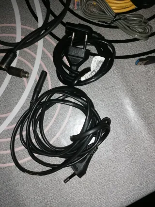 Lote de cables varios