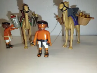 Playmobil Mercaderes con Camellos