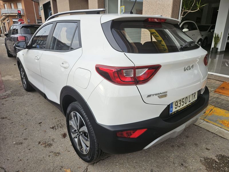 Kia Stonic 2021, foto 5