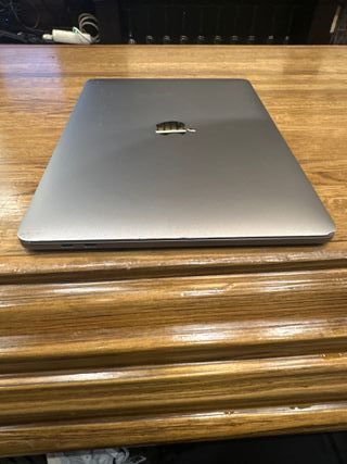 MacBook Pro 13 2019 i7 16GB RAM 256GB SSD